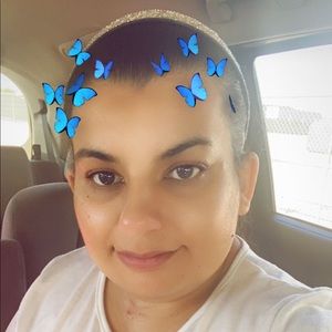 Meet your Posher, Safia